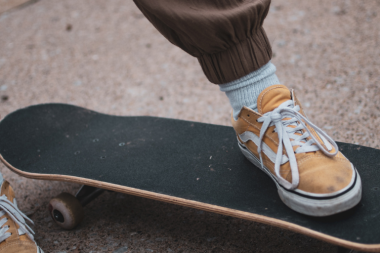 how to skateboard for beginners